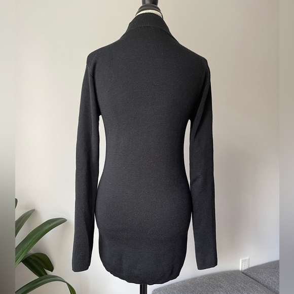 Uniqlo U mock neck knit sweater
Size: XS - Picture 6 of 8